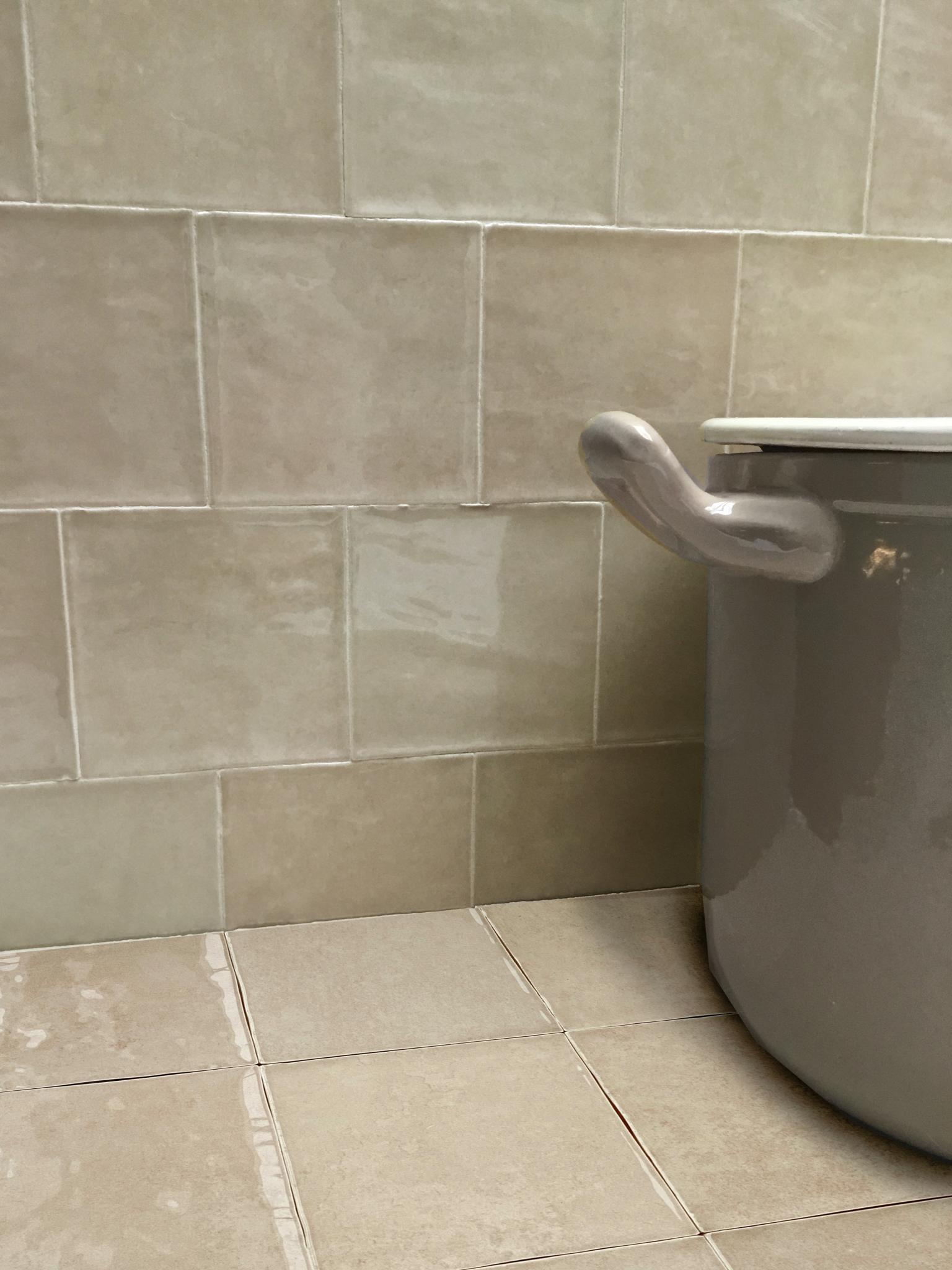 Revoir Paris Atelier Wall 10x10 cm Taupe Glossy