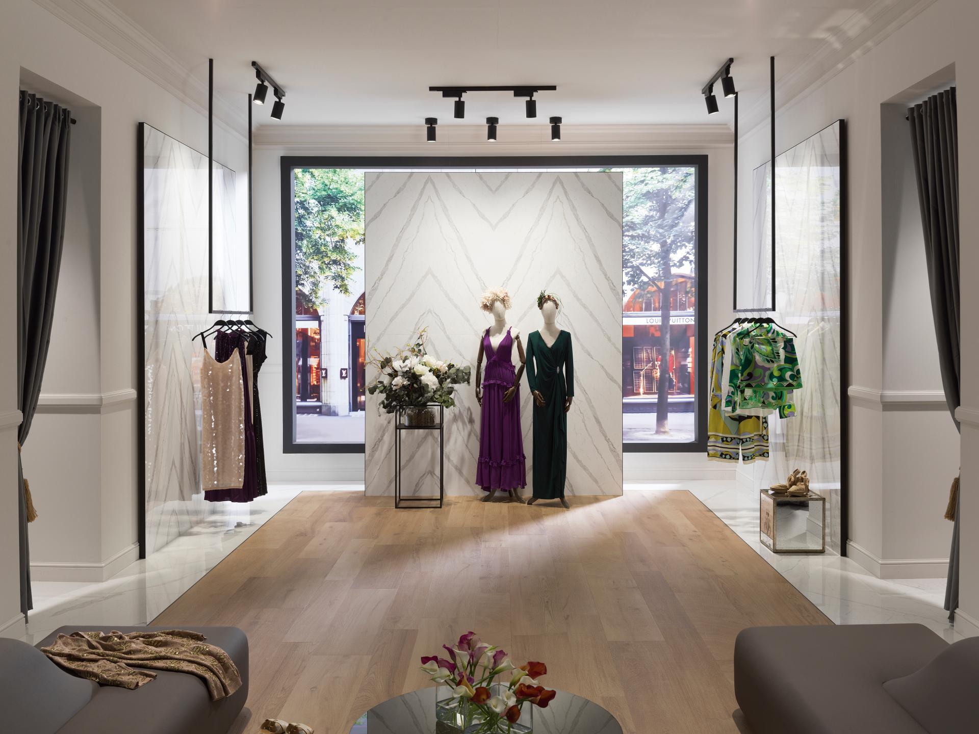 Porcelanosa Ascot Teca 29,4x120 cm Feinsteinzeug Hozoptik