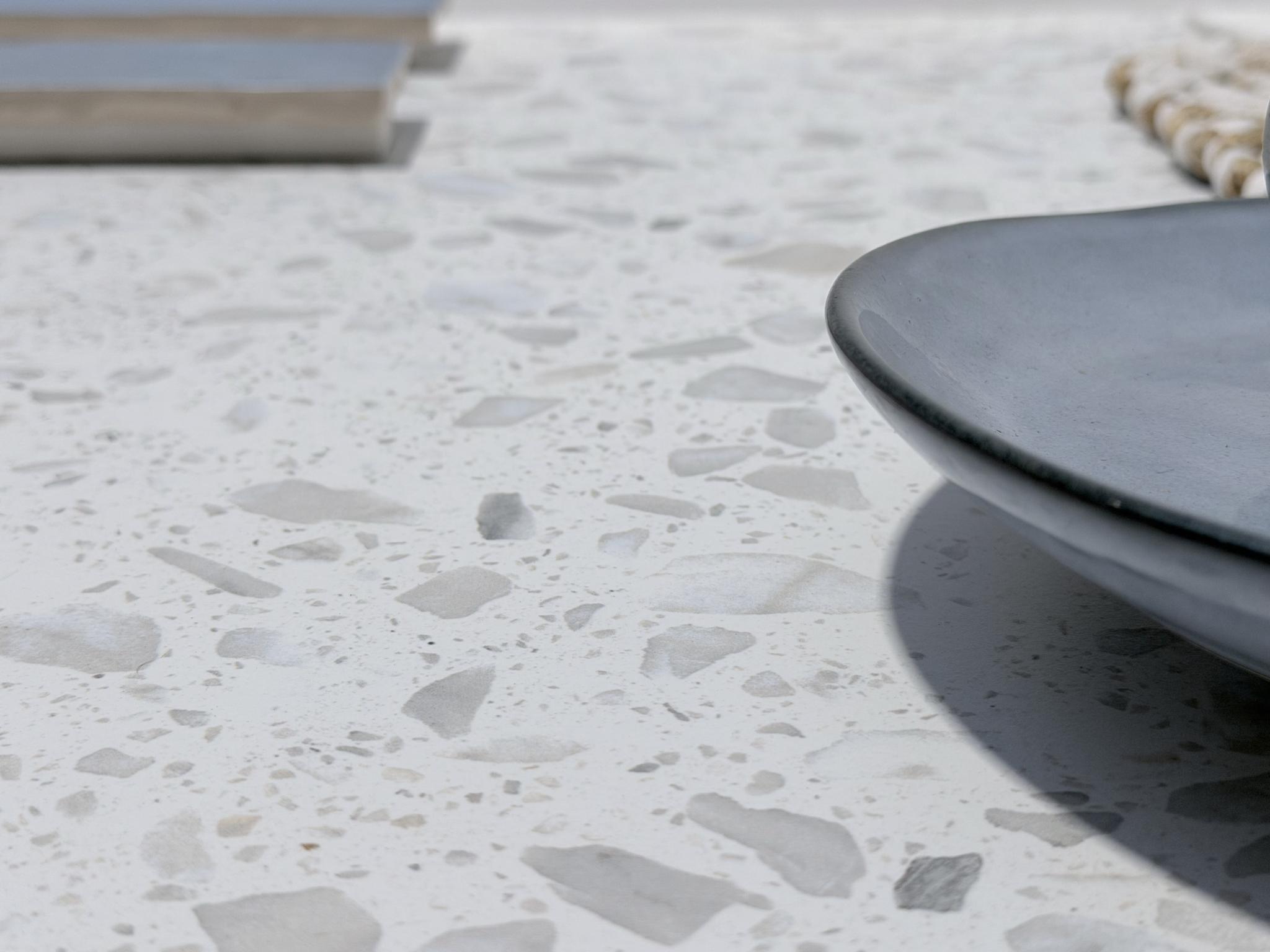 Revoir Paris Re-Bel Blanc 60x60 cm Terrazzo-Optik R10 