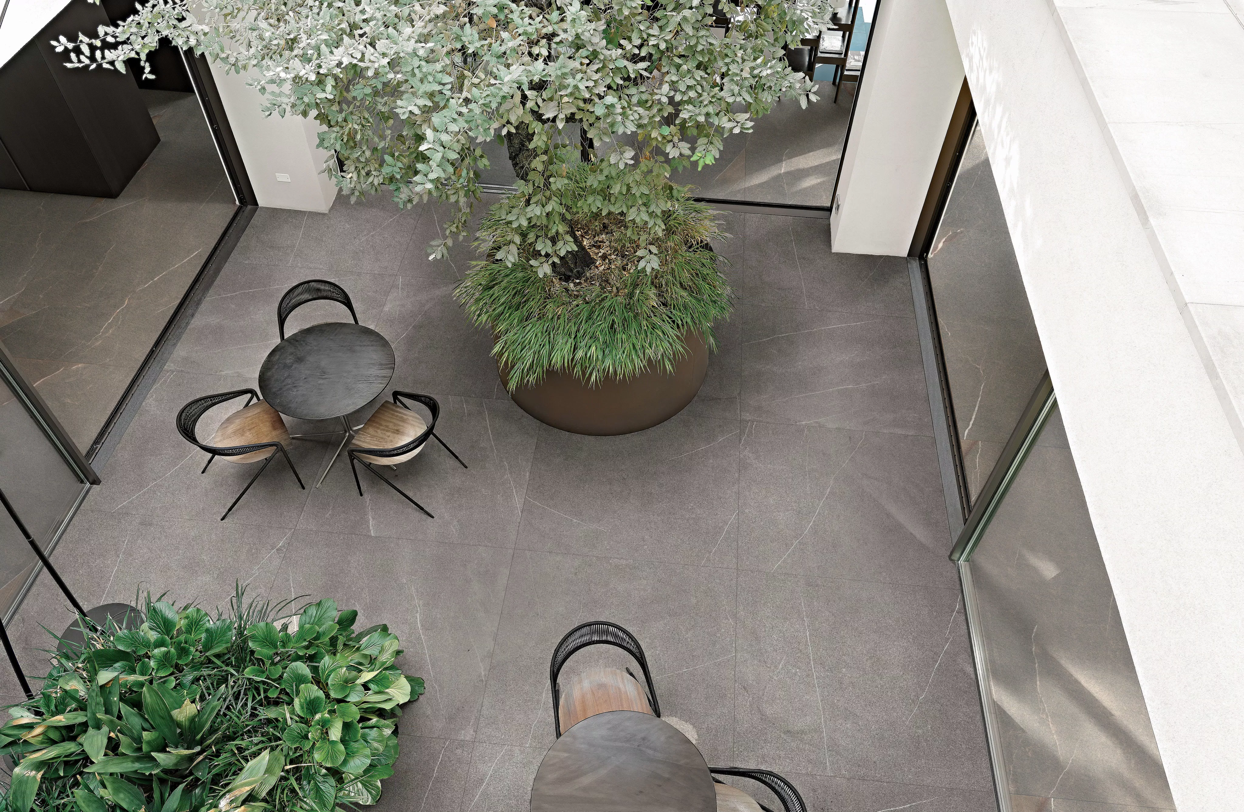 Florim Coretech Flame Light 120X120x0,9 cm Feinsteinzeug Grip R11 