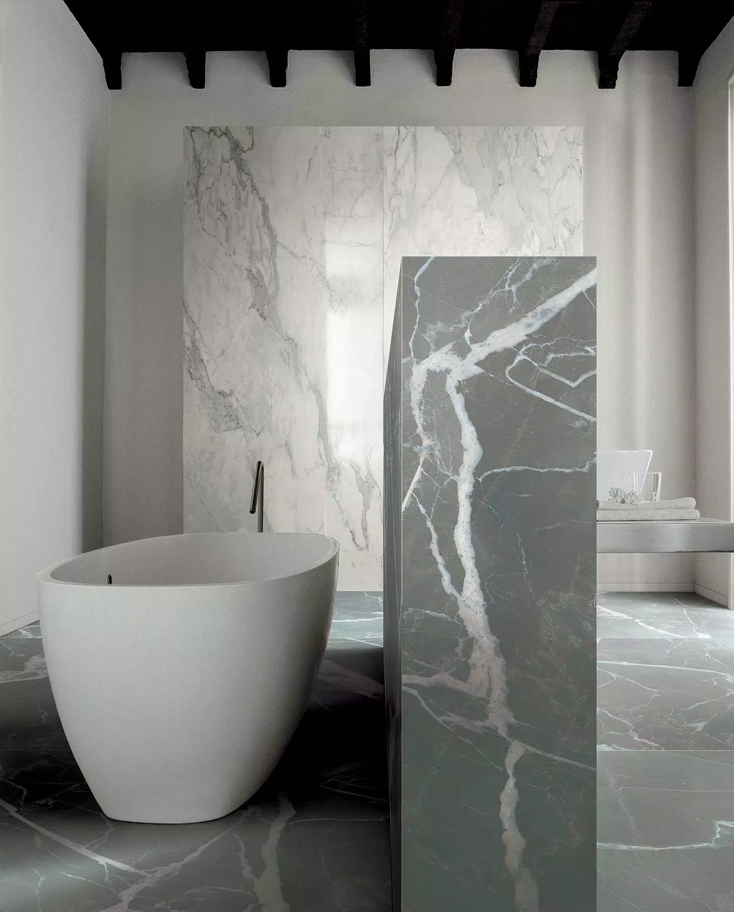 Florim Stones&More 2.0 Stone Calacatta Glossy 120x120x0,6 cm Feinsteinzeug Magnum