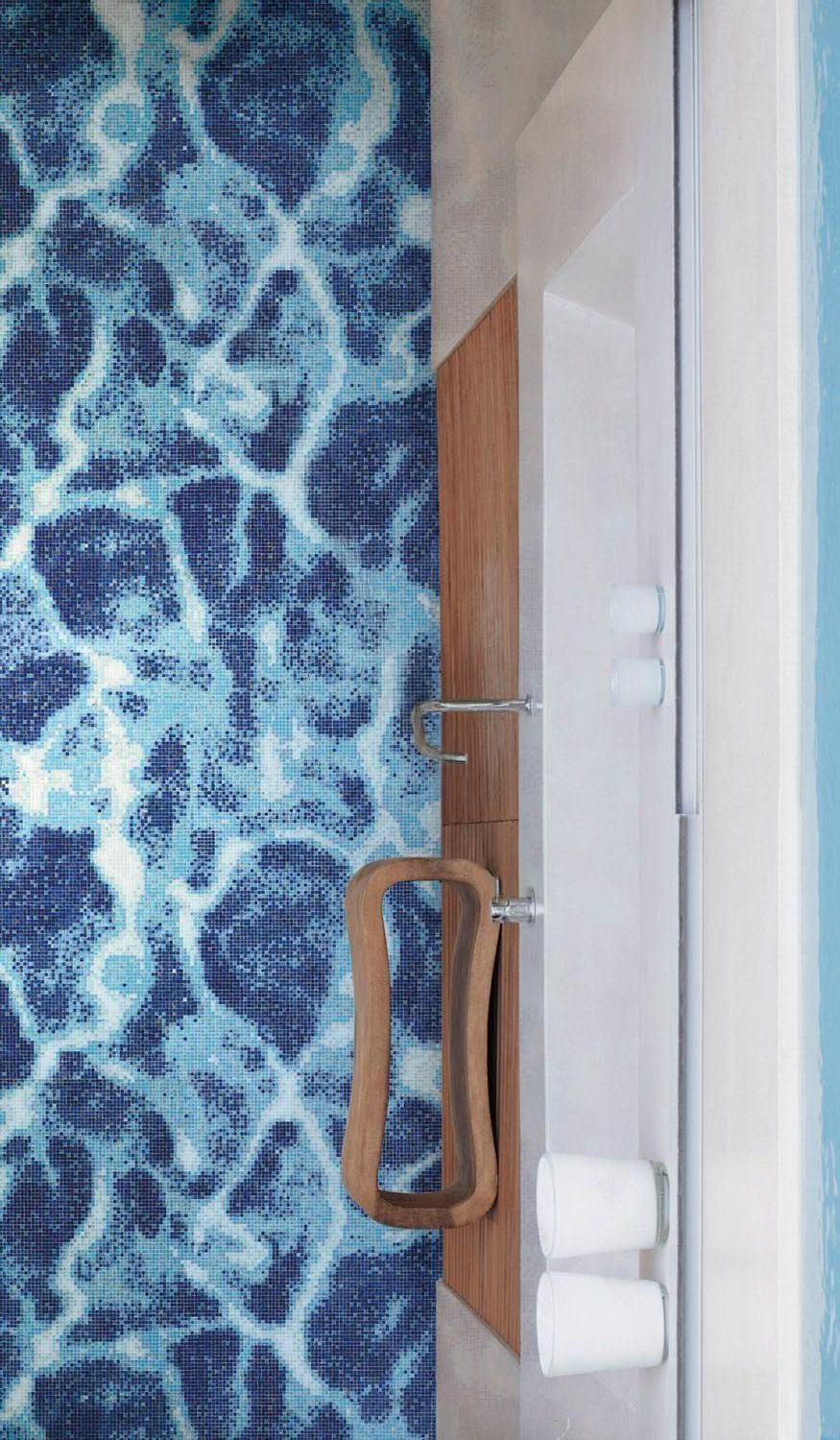 Bisazza Dekor Clear Water 129,1x290,5 cm