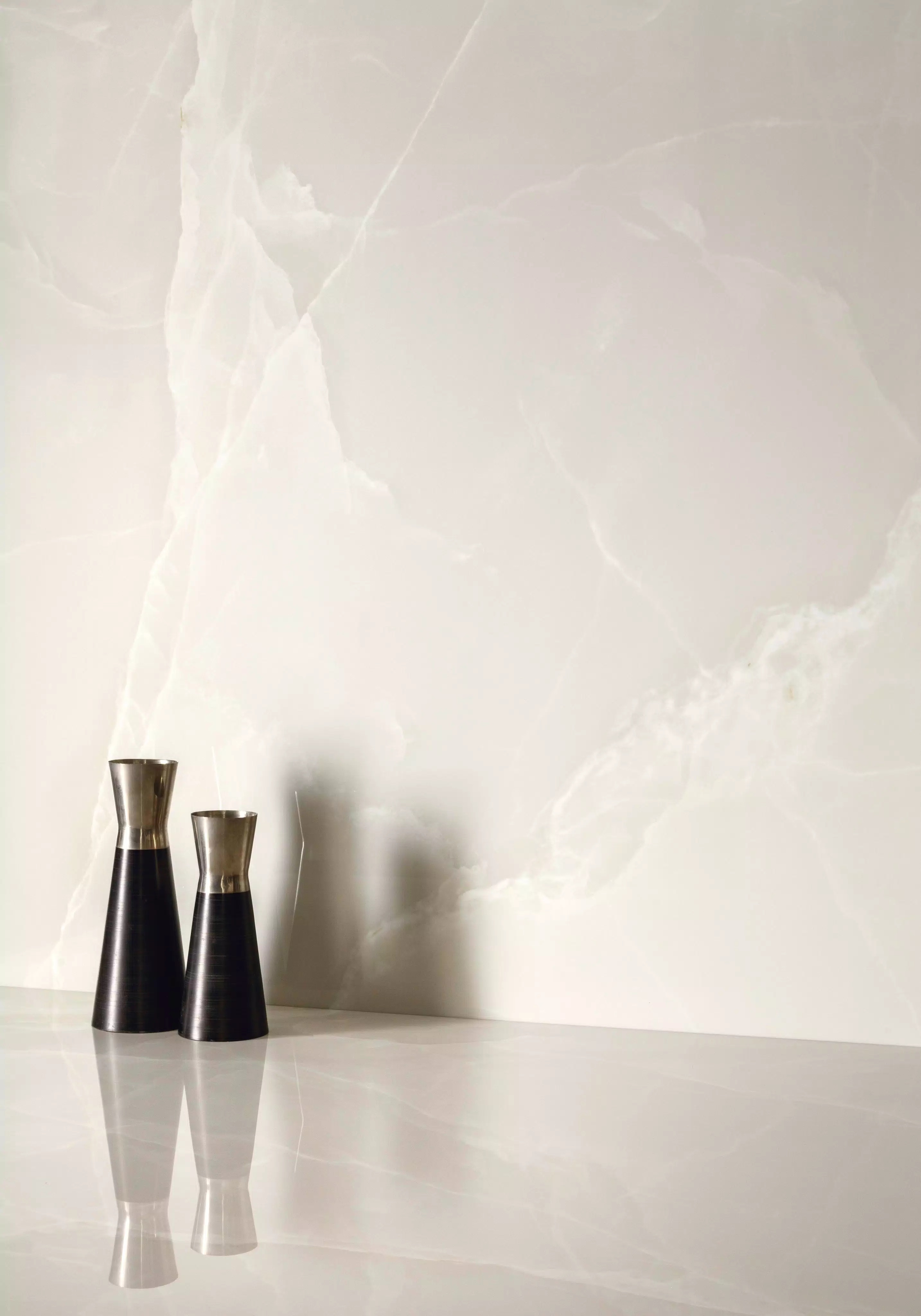 Florim Eccentric Luxe 120X120x0,6 cm Feinsteinzeug Cloudy White Glossy Magnum