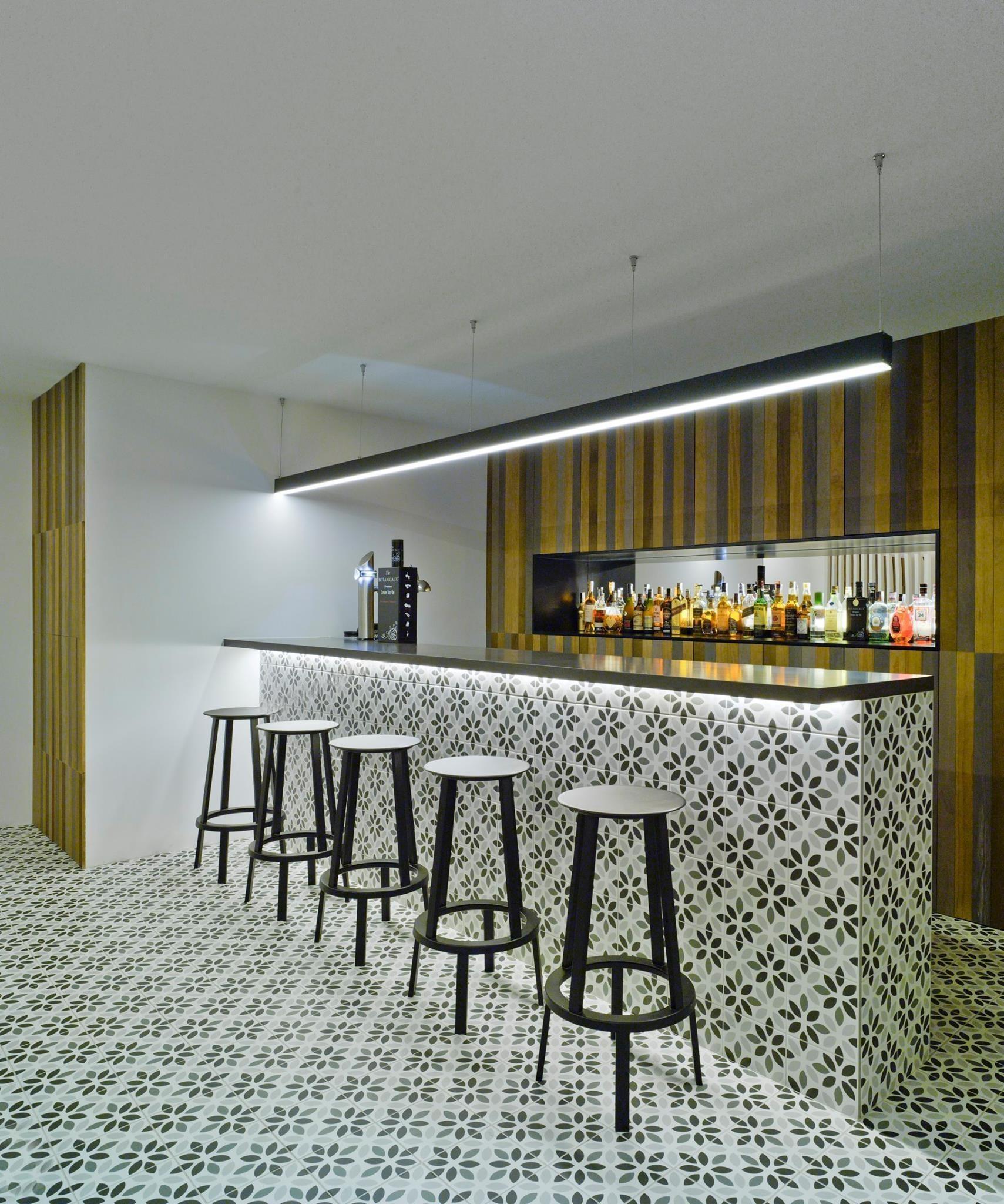 Revoir Paris La Madleine 20x20 cm Lyla Noir