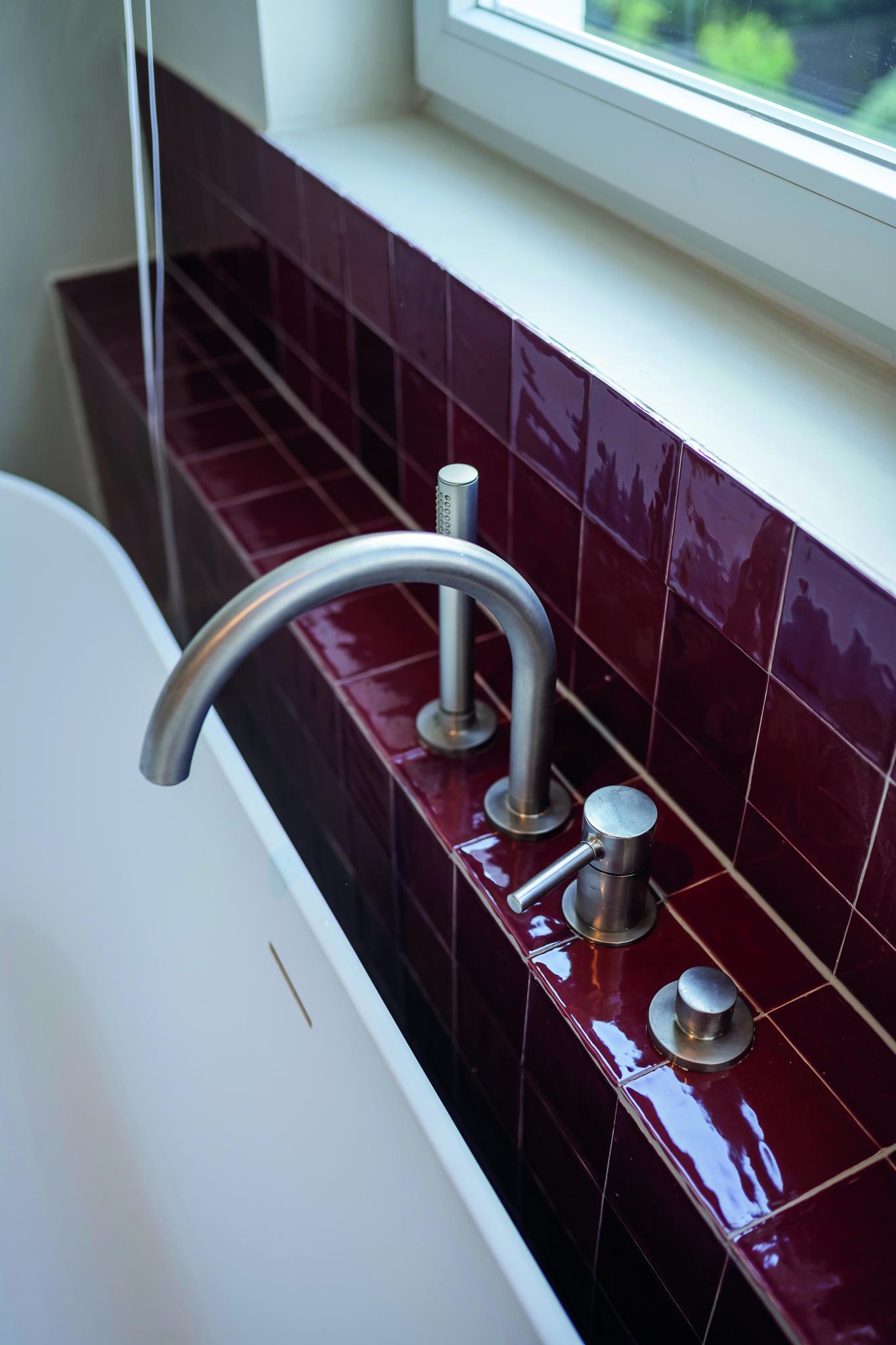 Revoir Paris Atelier Wall 10x10 cm Bordeaux Glossy